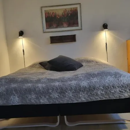 Kastanievejens 3*