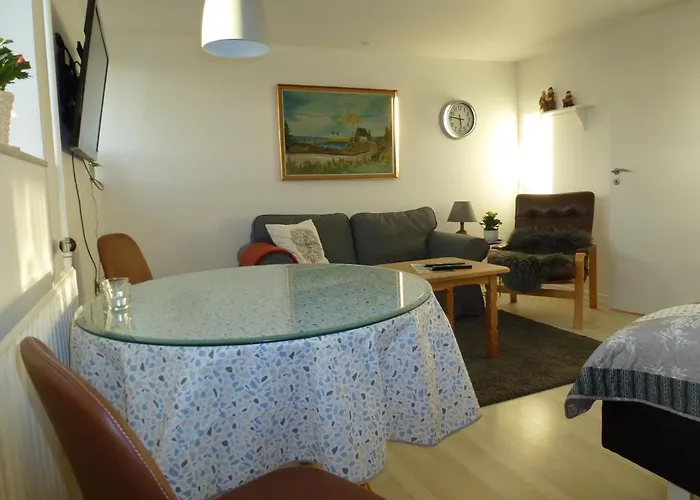 Kastanievejens 3*